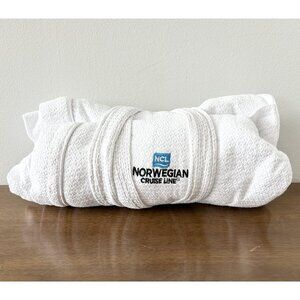 Norwegian Cruise Line Robe White Waffle Knit One Size Spa Bath Robe Belt Pockets
